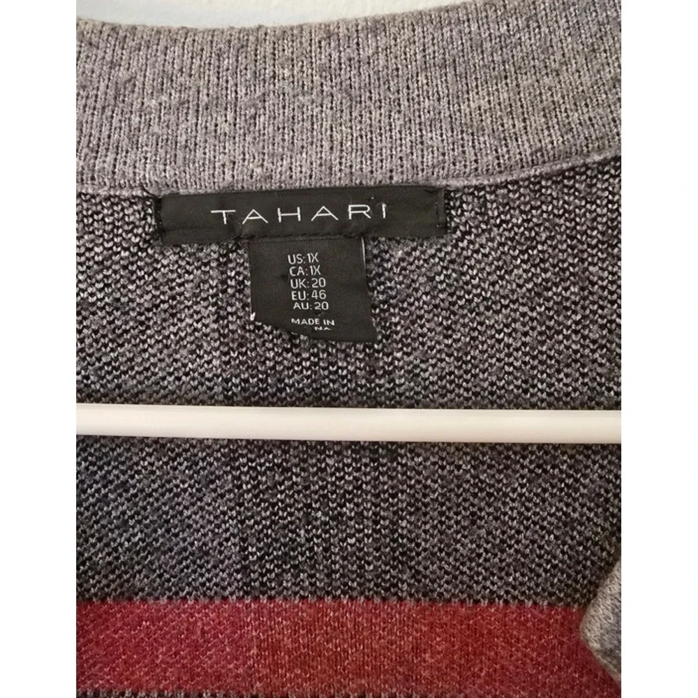 Tahari Women's Plus 1X Gray Plaid Open‎ Front Long Sleeve Cardigan Sweater
